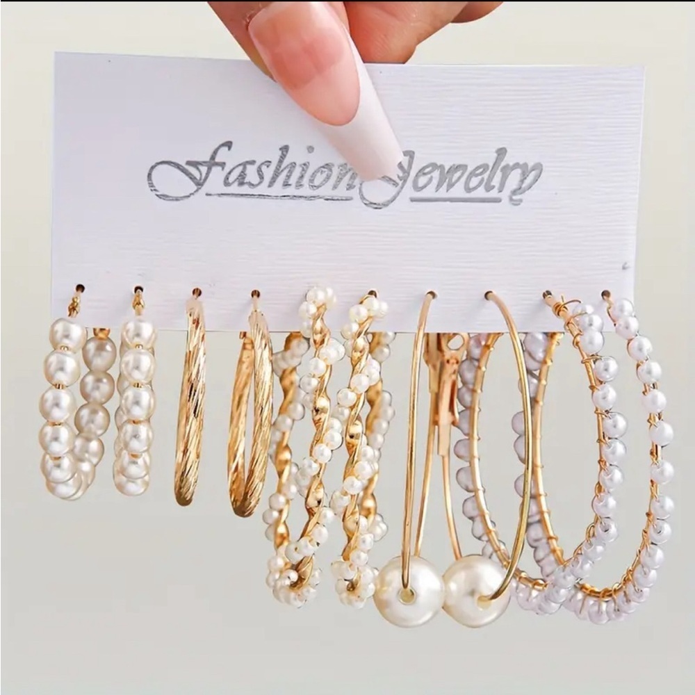 5 Pairs of Golden Hoops Earrings